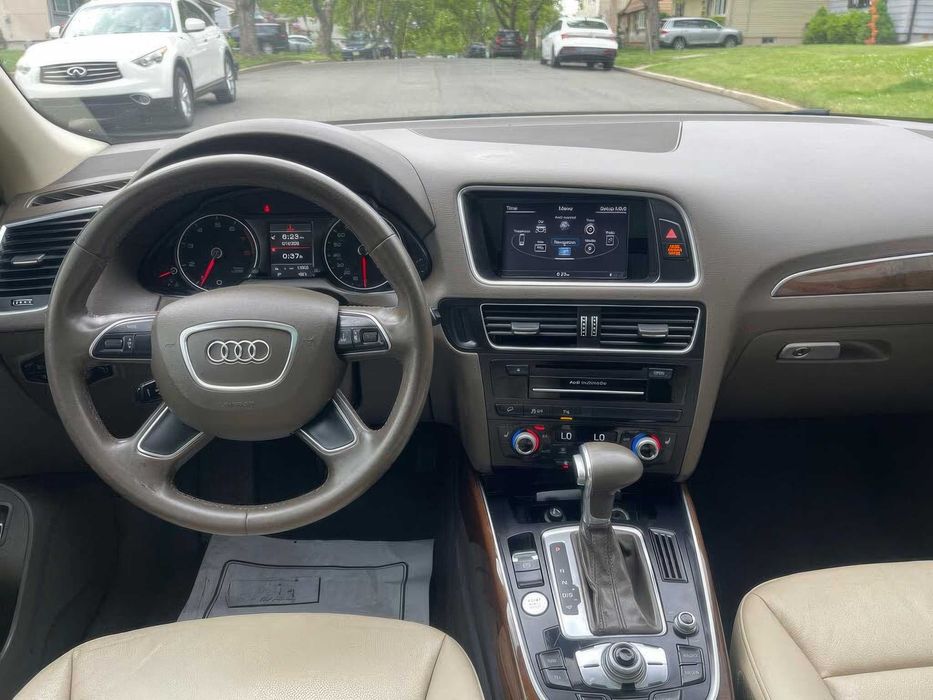 AUDI Q5      2016