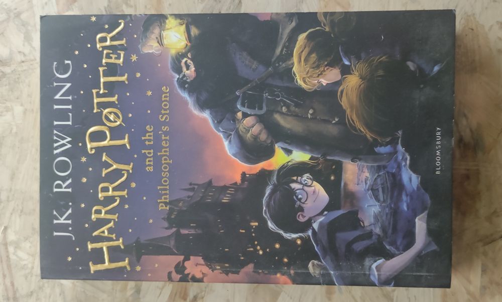 Дж.К.Роулінг "Гаррі Поттер та філософський камінь" на англійській мові