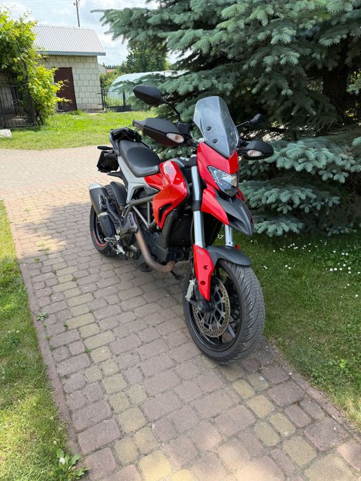 Ducati Hyperstrada 821