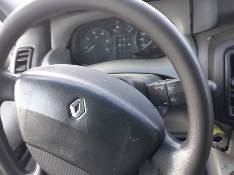 Renault Trafic kierownica