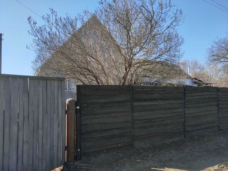 Продаж ділянки 61 сотка у самому центрі села Бабинці  з комунікаціями