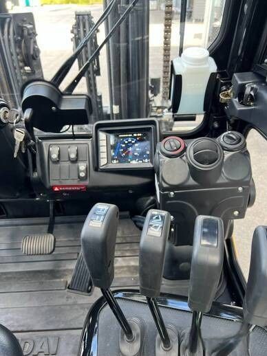 Hyundai Навантажувач Hyundai 5 тон изель Евро 5