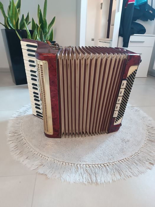 Akordeon weltmeister 120 basów