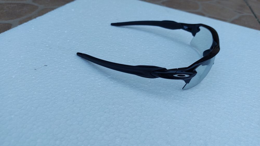 Okulary Oakley Flak 2.0 + etui