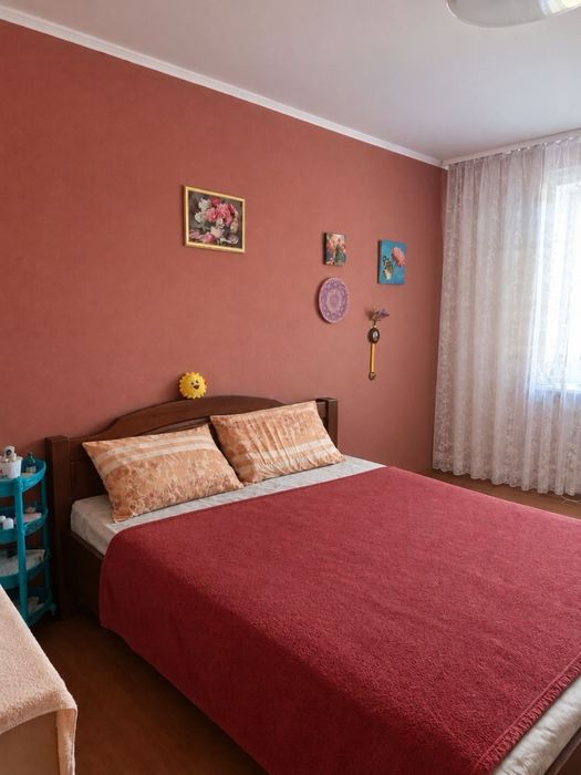 Продам 4 комн Квартира Янтарная