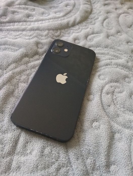 Продам iphone 12