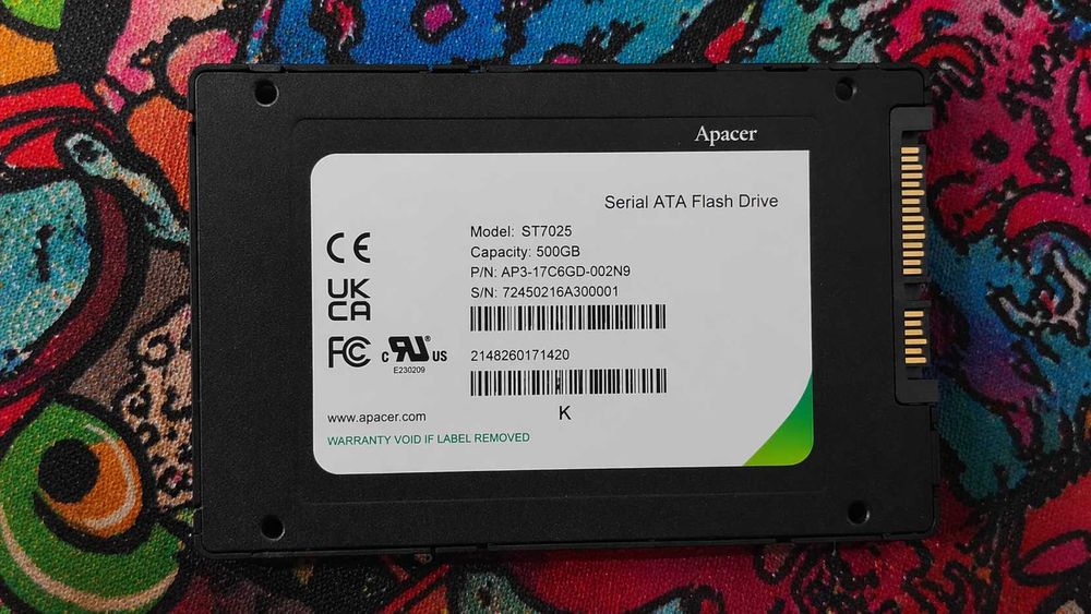 SSDs SATA — 240GB, 480GB e 500GB