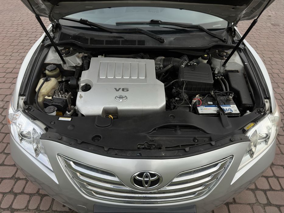 Toyota Camry 40 2008г 3.5 бенз/газ.