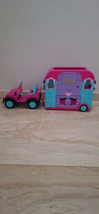 Samochód ,auto z przyczepą dla lalek