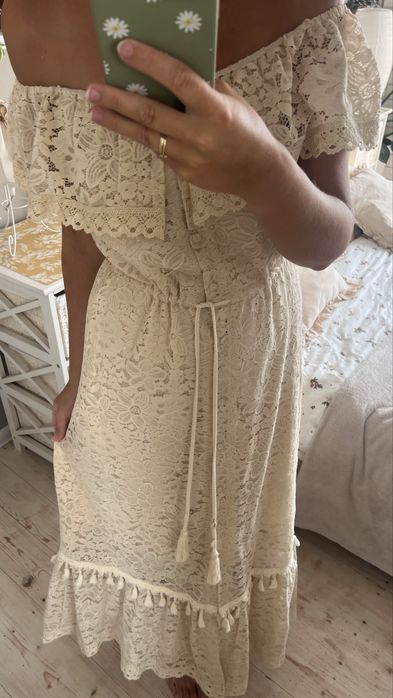 Suknia ślubna beżowa kremowa boho w kwiaty ażurowa długa hiszpanka