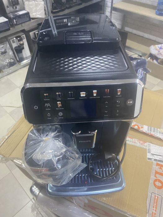 Philips LatteGo 5500, Кавомашина Philips LatteGo Series 5500 EP5547/90