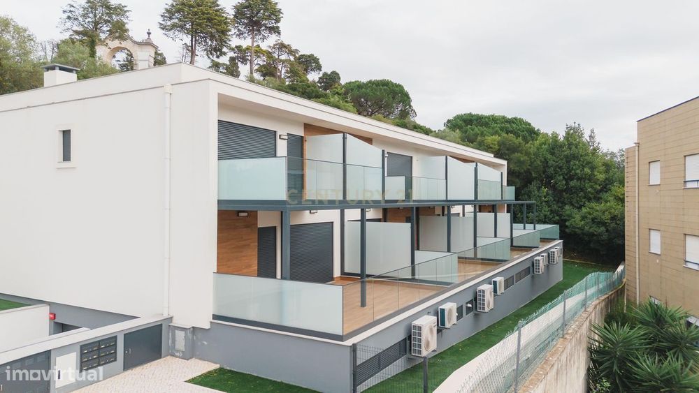 Moradia T3 de excelência no centro de Leiria