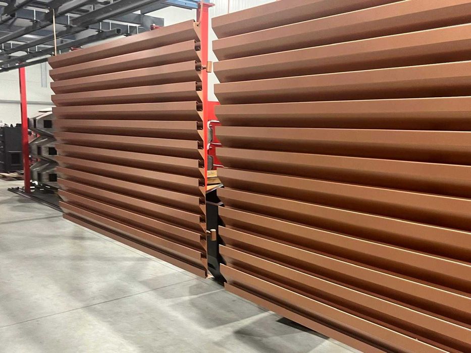 Ogrodzenie żaluzjowe z blachy zaginanej