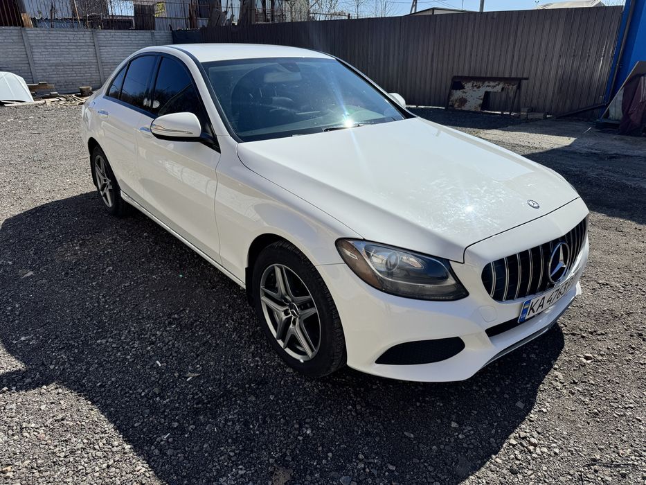 Продам Mercedes c300