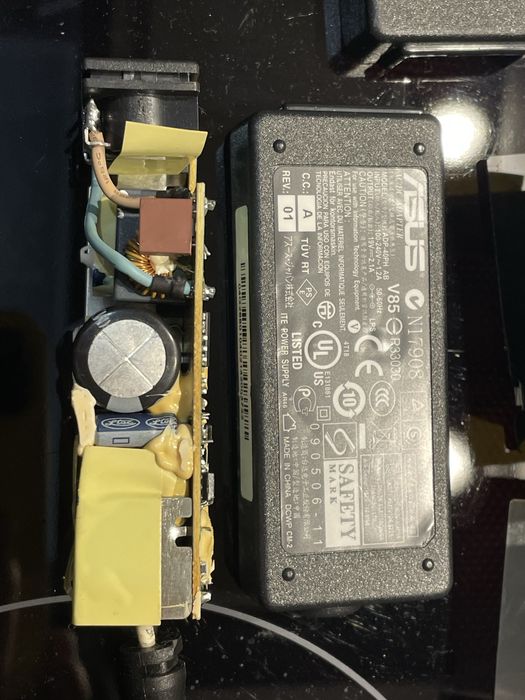 Оригінальний блок живлення Asus ADP-40PH AB