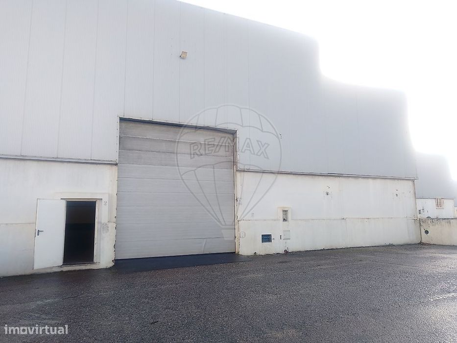 Industrial  para arrendamento