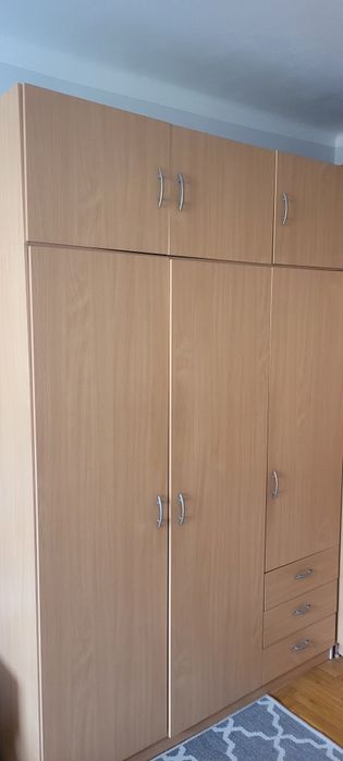 Szafa ubraniowa 3- drzwiowa Jysk