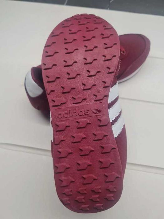 Sapatilhas burgundy/bordeaux/grená