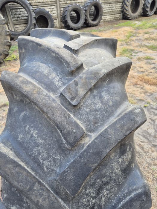 Opona 14.9-24  14.9r24