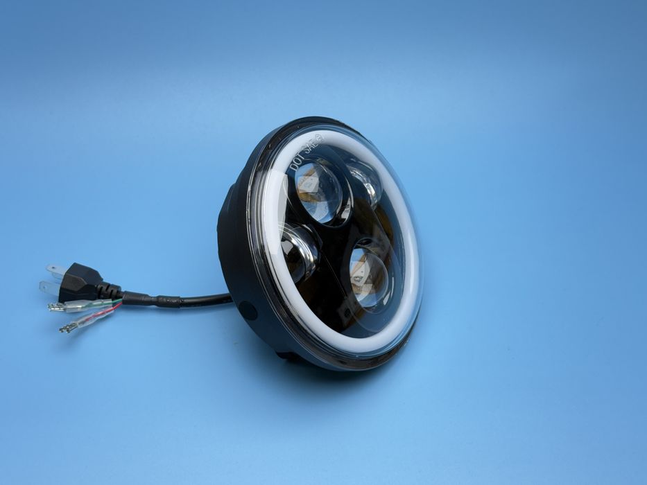 Светодиодные фары 15 см для ВАЗ 2103 2106 BMW Богдан Harley УАЗ оптика