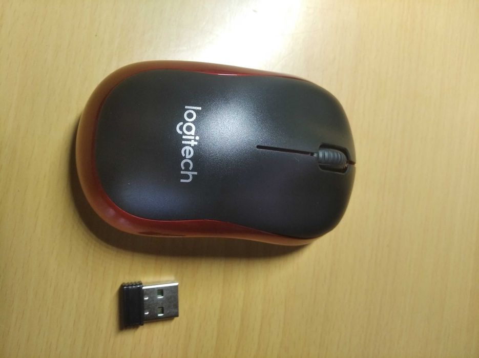 Миша Logitech M185 Black/Red
