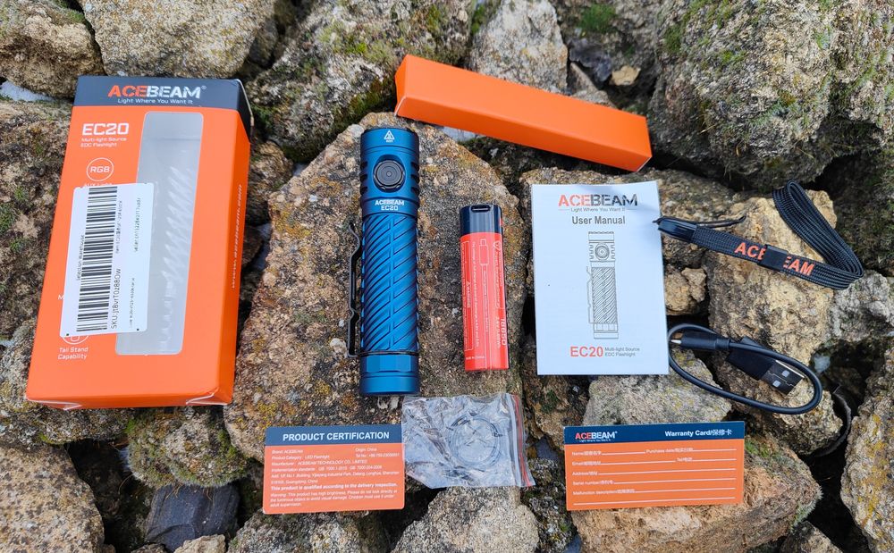 Acebeam EC20 EDC ліхтар Nichia 519A SFT-25R 2500lm AUX 18650  Wurkkos