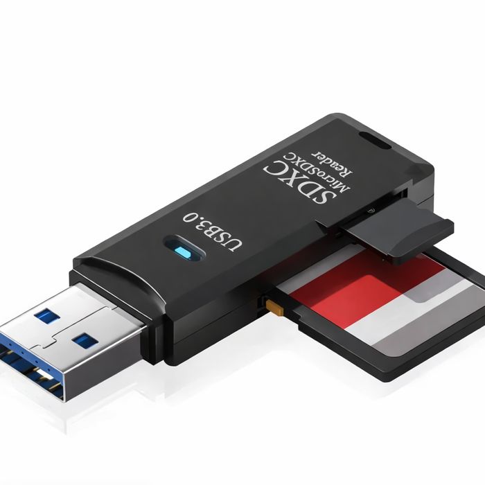 Czytnik kart SD + TF, port USB 3.0