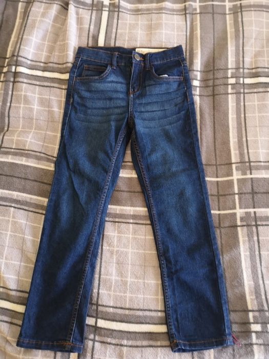 Dżinsowe spodnie rozm z metki 128 cm