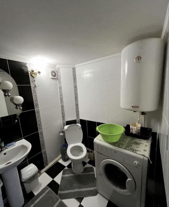 Оренда частини будинку 8000 на Максютова