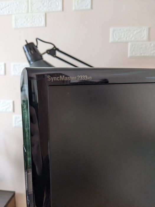 Монітор із функцією TV Samsung Syncmaster 2333hd Full HD телевізор