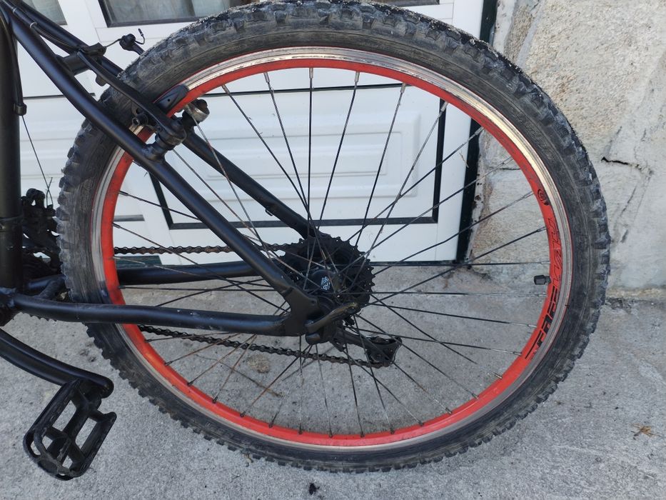 Bicicleta Preta LiquiMoly
