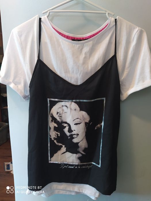 Bluzka z nadrukiem Marilyn Monroe.