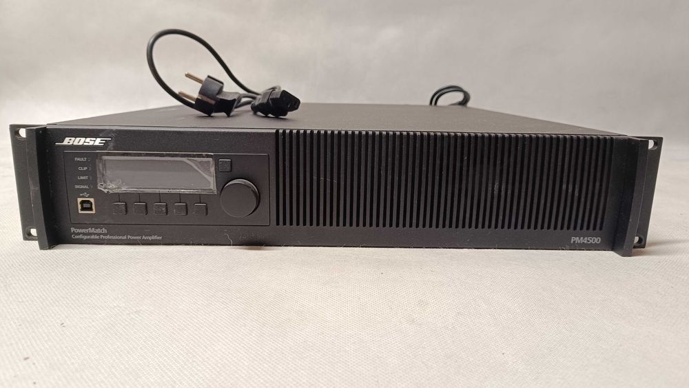 BOSE PowerMatch PM4500 – Konfigurowalny wzmacniacz mocy