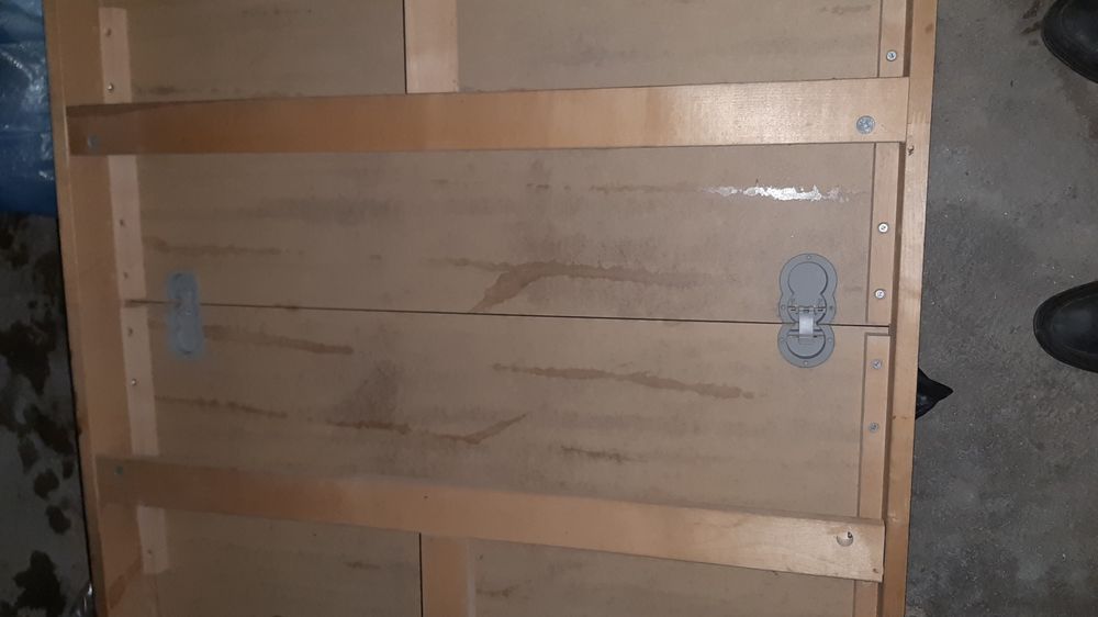 Mesa bonita e forte  8/12 pessoas