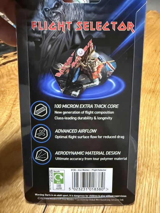 Piórka do lotek Winmau Iron Maiden Flight Collection zestaw 15 szt