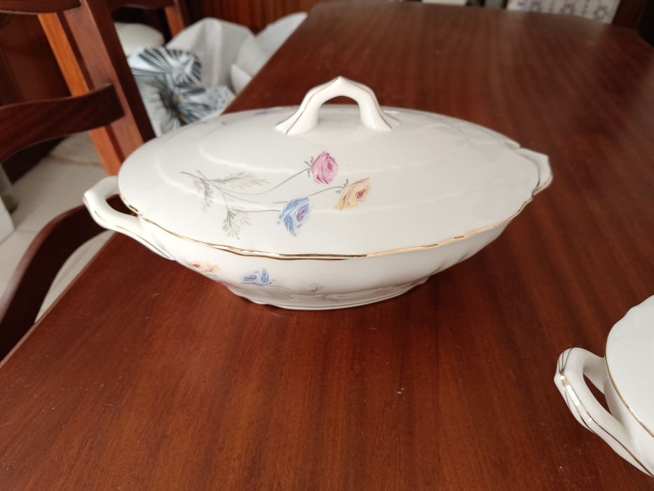 Dinnerware Set - S.P Coimbra64752171892355123