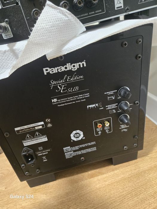 Сабуфер чорний PARADIGM SE Sub