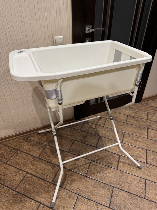 Дитяча ванночка на ніжка BabyHood