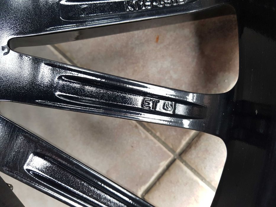Felgi aluminiowe KESKIN KT15 8,5x19 et45 5x112 Do renowacji  Mercedes C E A klasa wzór AMG