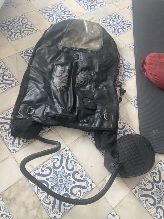 Apoio para mergulho - pesca insuflavel