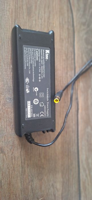 Regulator napiec