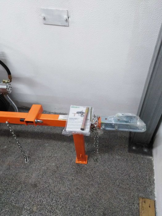 Rachador de Lenha 24 Toneladas a Gasolina