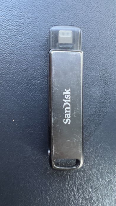 Vendo Pen Drive SanDisk iXpand Flash Drive Luxe com 128GB