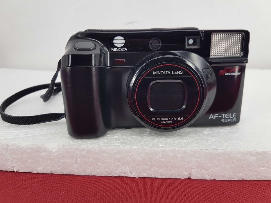 Вінтажний плівковий фотоапарат Minolta AF-Tele Super