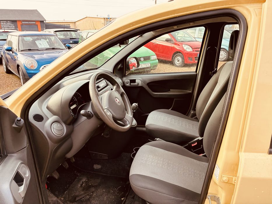 Fiat panda rok 2012 poj 1.2 przeb175 tys