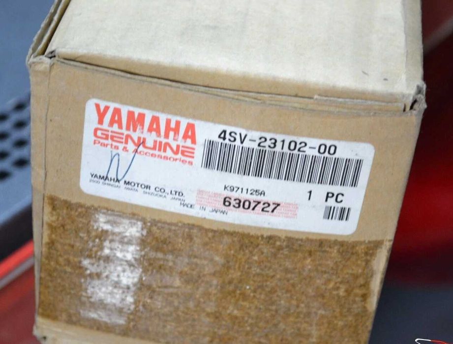 Yamaha Thunderace - Suspensão NOVA, de origem (lado esquerdo)