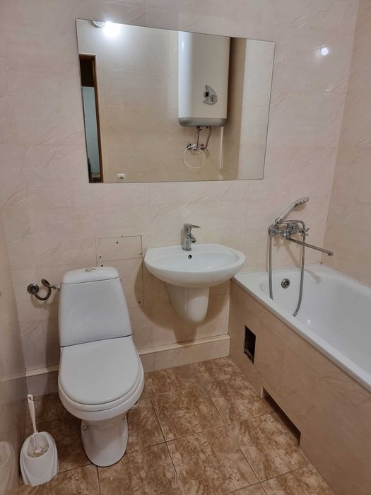 Здам подобово 1кім кв на 15му мікрорайоні