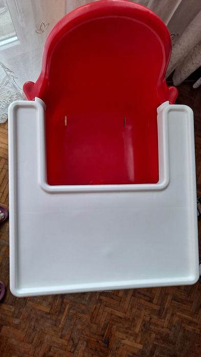 Krzeselko krzesło do karmienia ikea czerwone