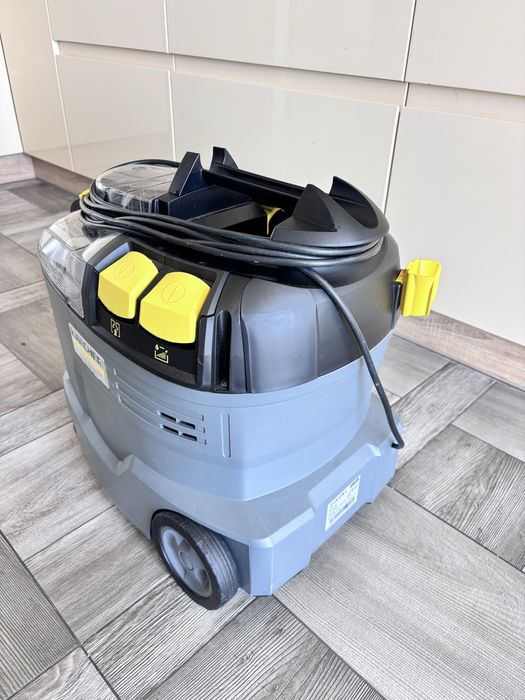 Миючий пилосос Karcher Puzzi 8 /1