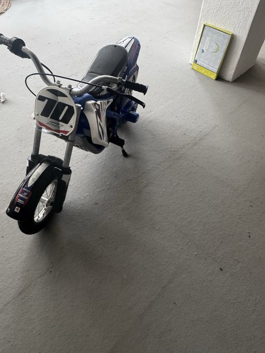 Mota eletrica para criança